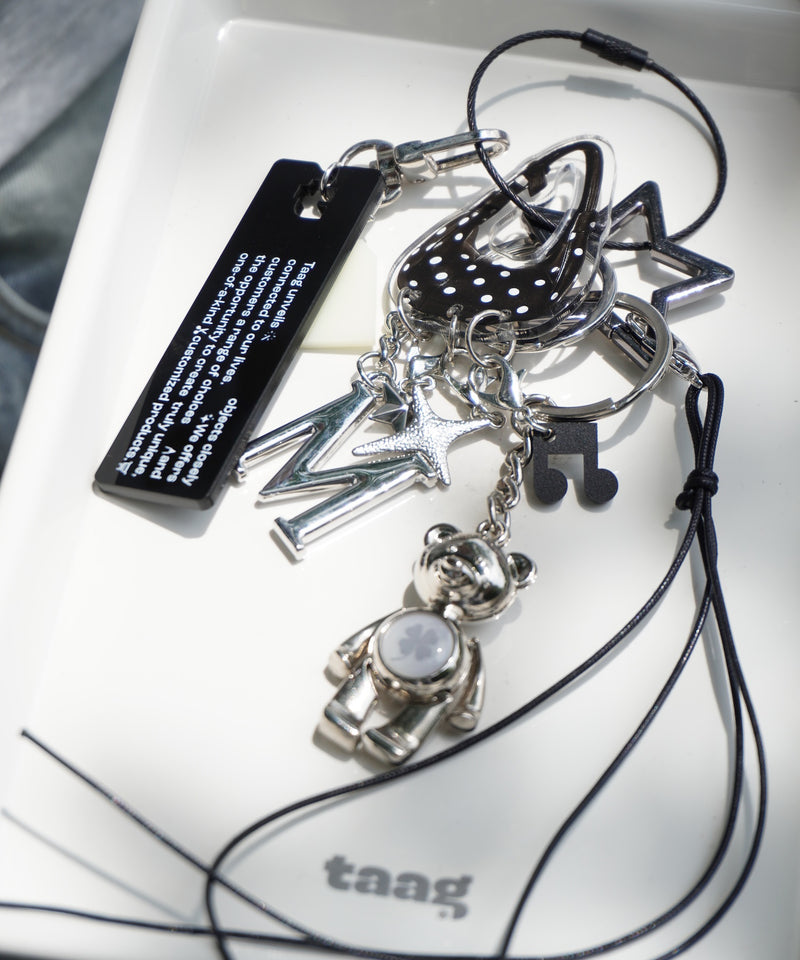 graphics charm holder_bag_black-zoom-