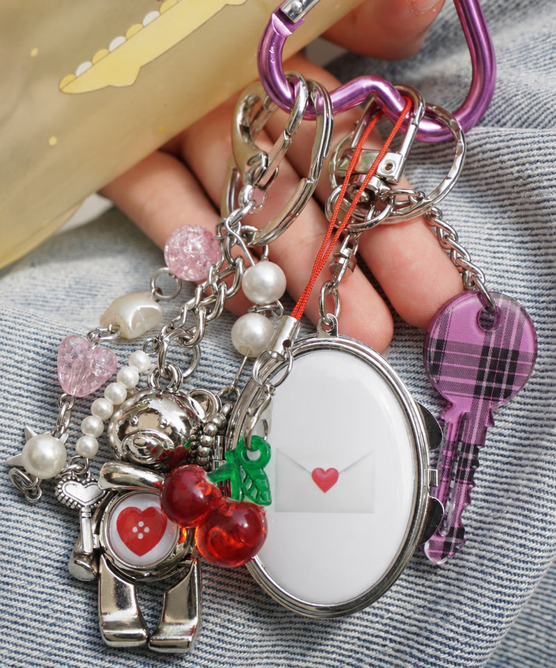pink shape carabiner_heart-zoom-