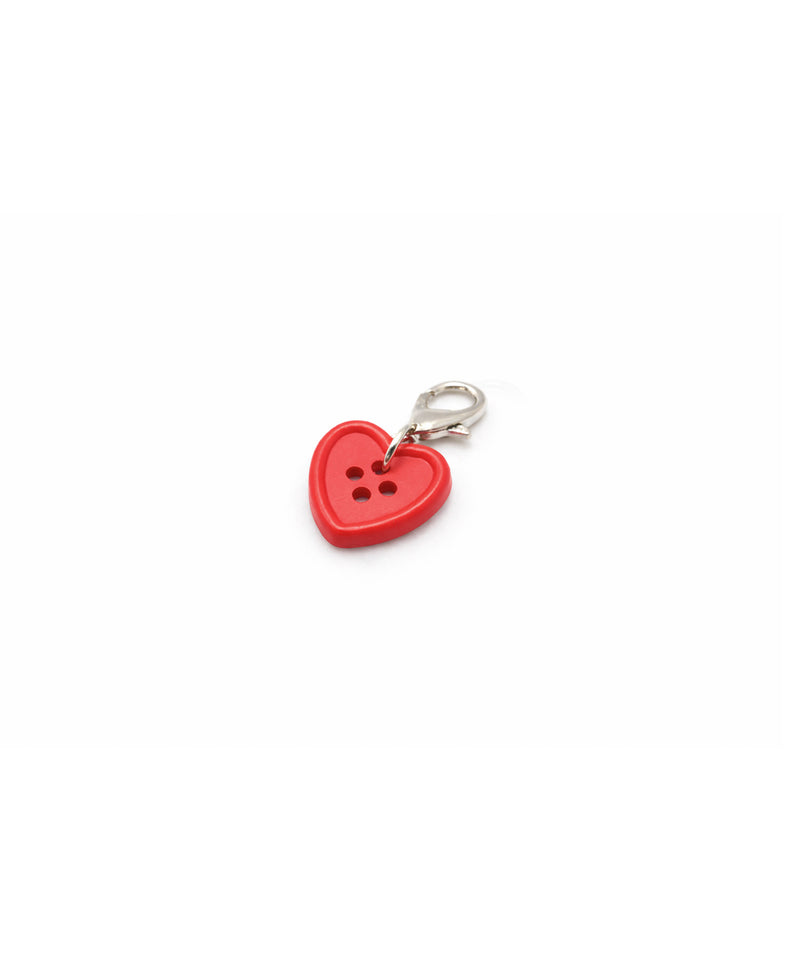 button_heart_red-zoom-