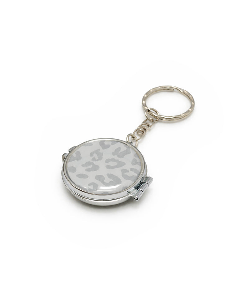 round pendant_RPN-004-zoom-