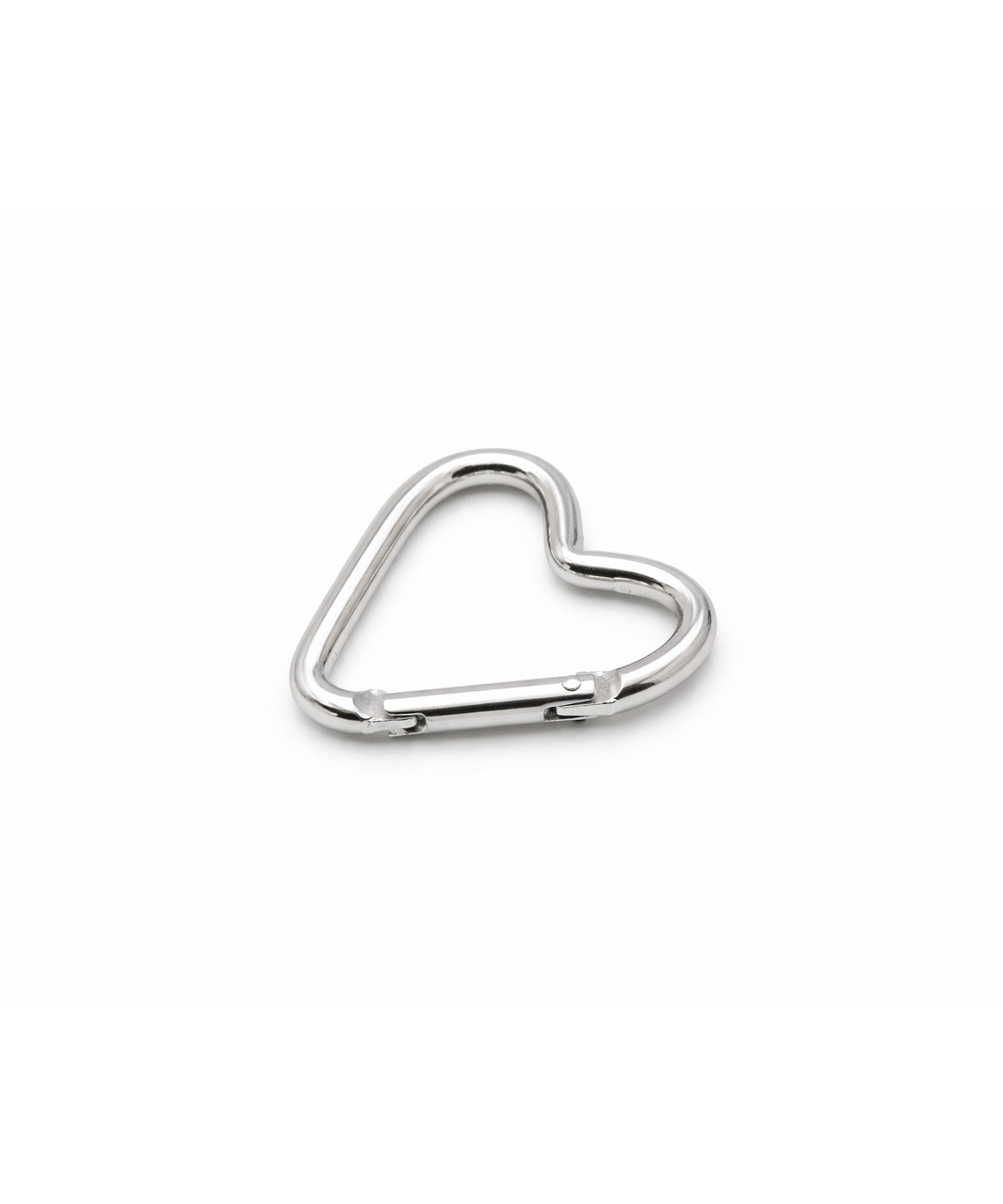 silver shape carabiner_heart-1